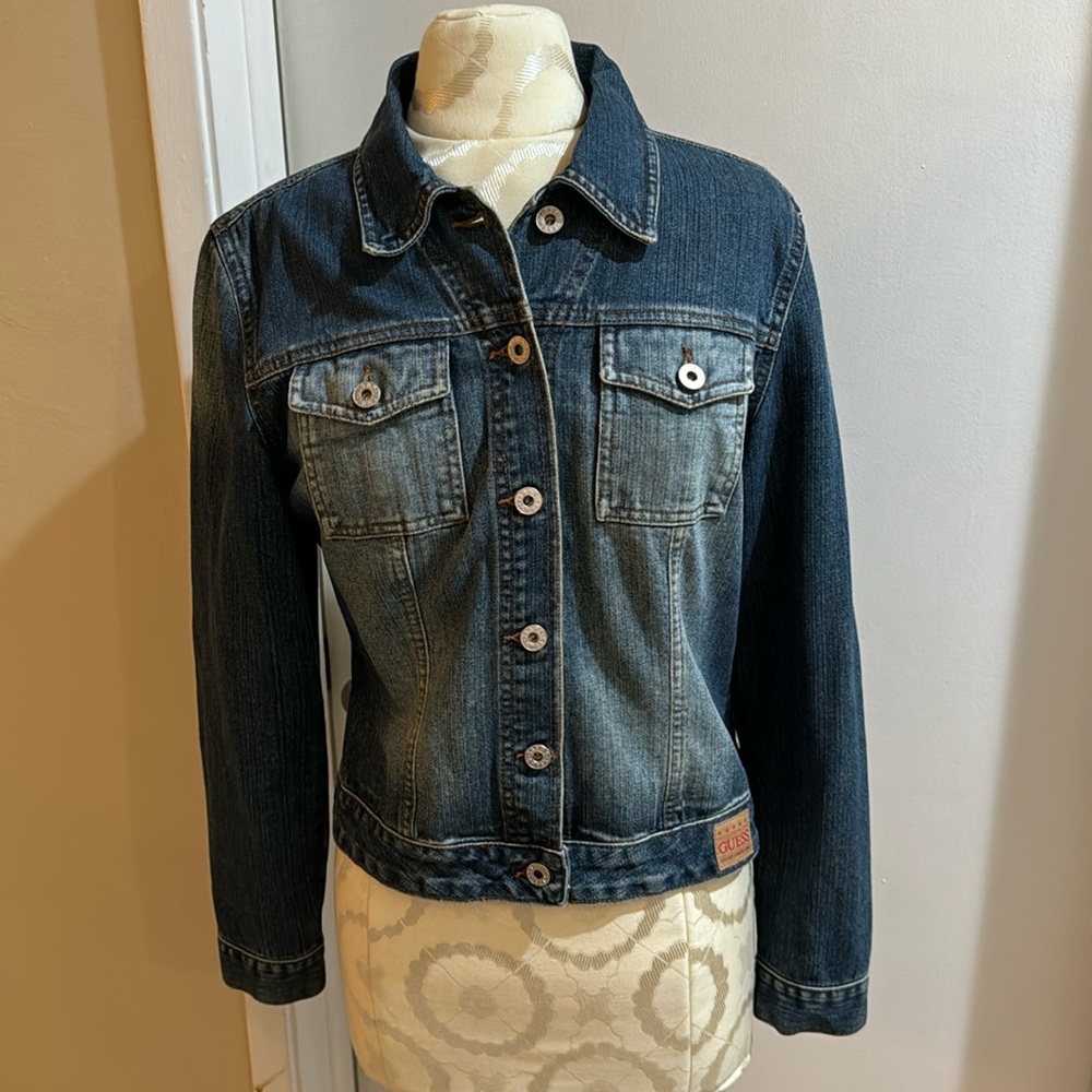 Guess Vintage Distressed Classic Dark Denim Fade Trucker Jacket Medium - Picture 2 of 9